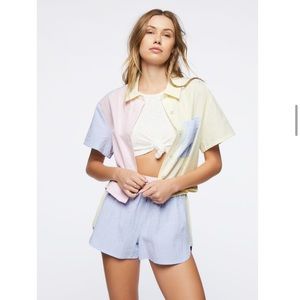 Forever 21 size small patterned crop top